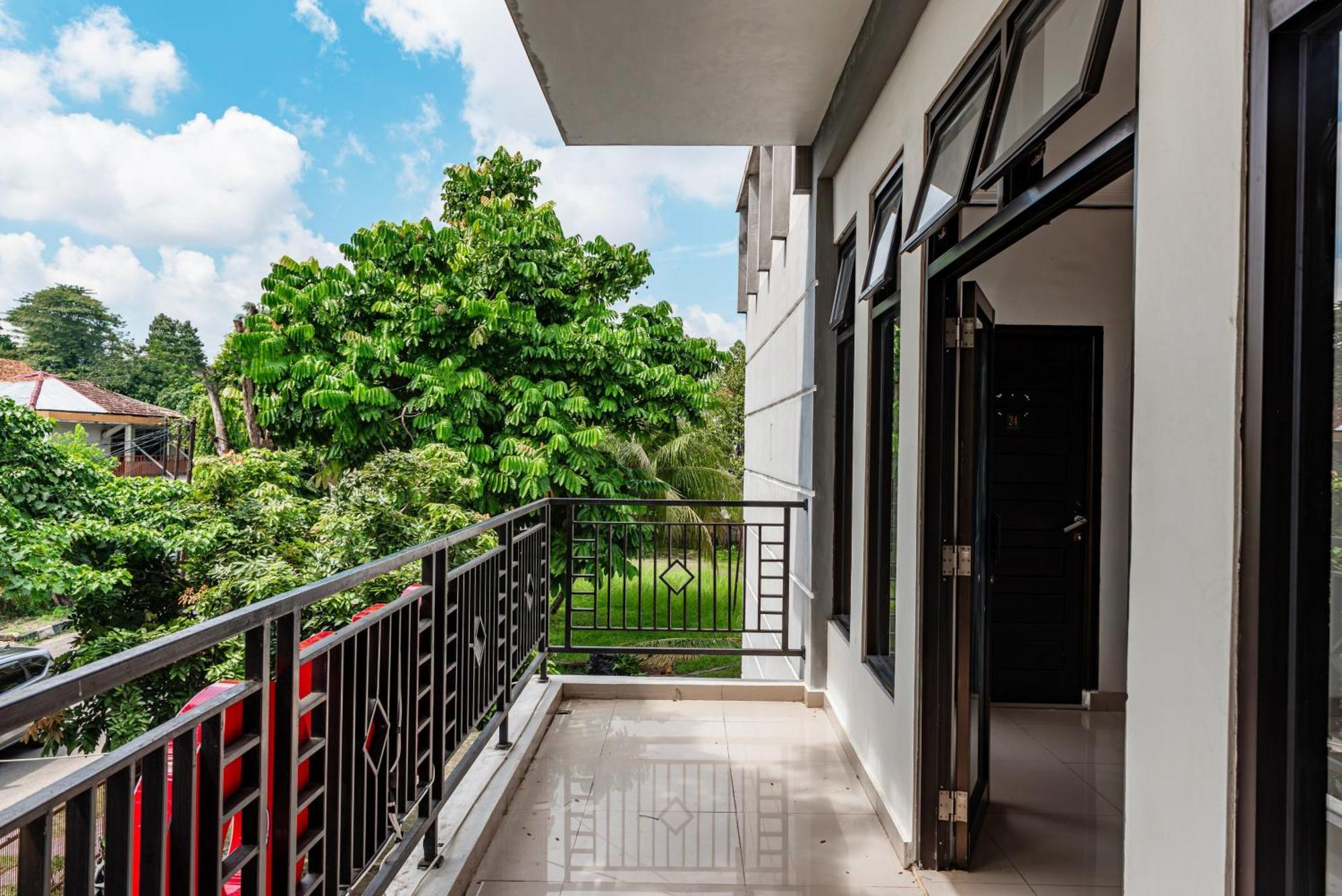 Hotel O Kambang Iwak Area Near Kambang Iwak Park Formerly Kerangga Palembang Exterior foto